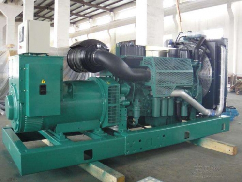 富蕴便携静音：租赁无声发电机组，便携式解决能源需求